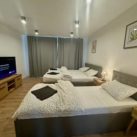 Strážske S Balkónom