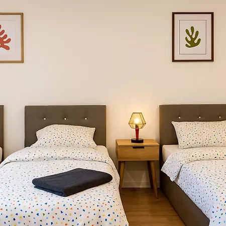 Strážske S Balkónom Appartamento Michalovce