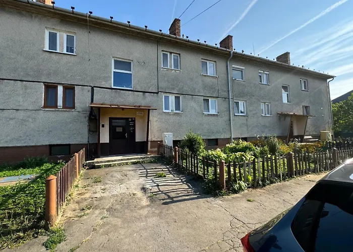 Strážske S Balkónom Apartman