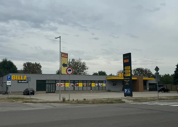 Apartman Strážske S Balkónom Nagymihály